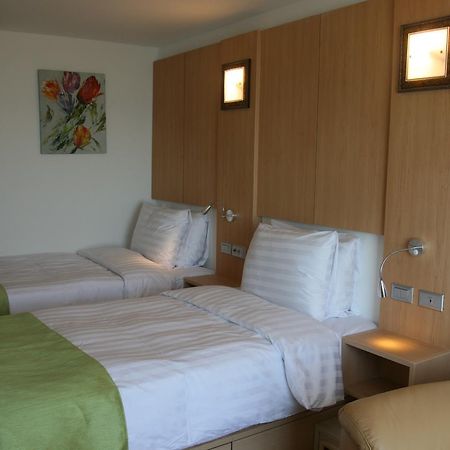 Gunsan Apple Tree Hotel Buitenkant foto