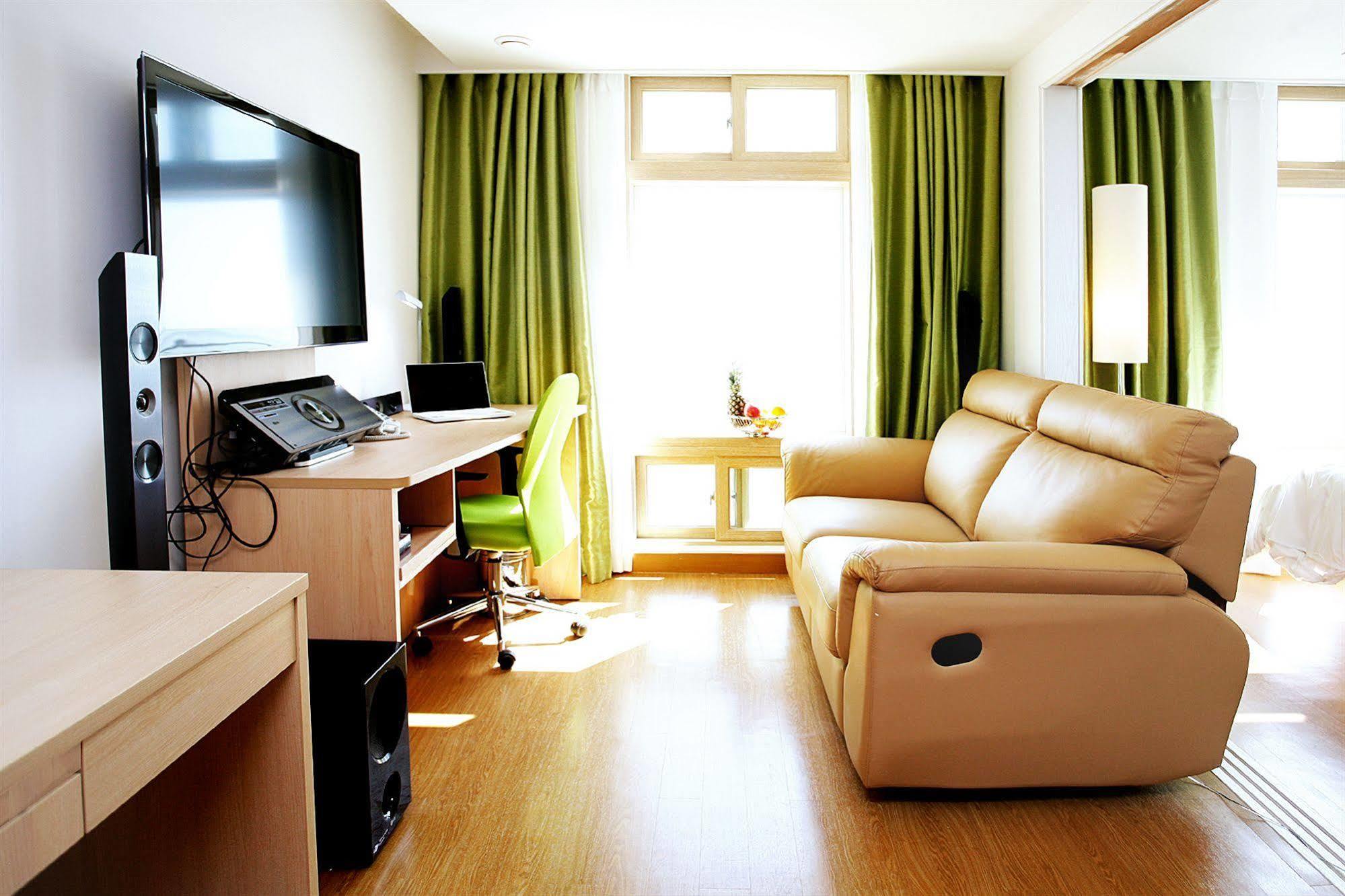 Gunsan Apple Tree Hotel Buitenkant foto