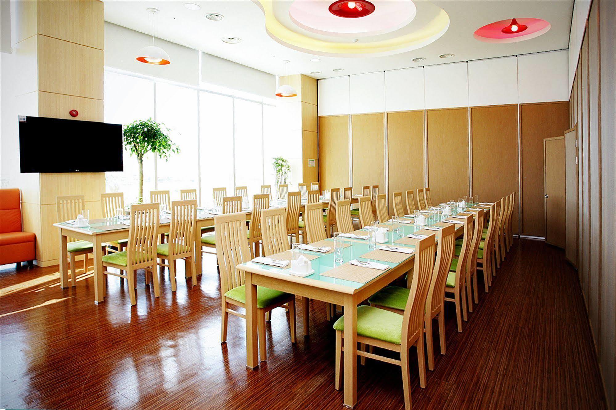 Gunsan Apple Tree Hotel Buitenkant foto